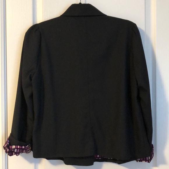 Black Blazer - Picture 5 of 6